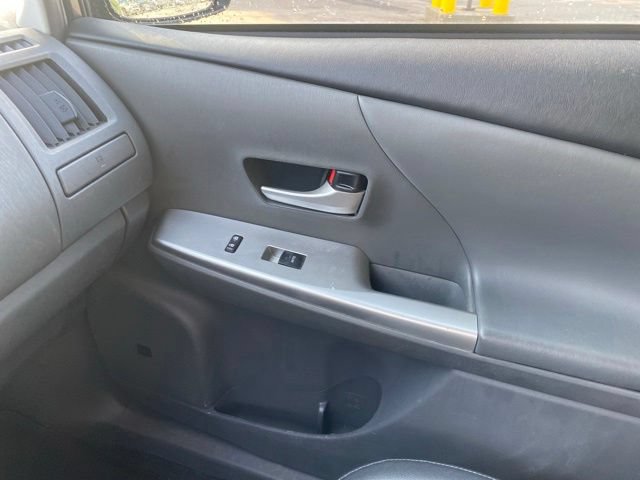 Used 2012 Toyota Prius V Five FWD image 24