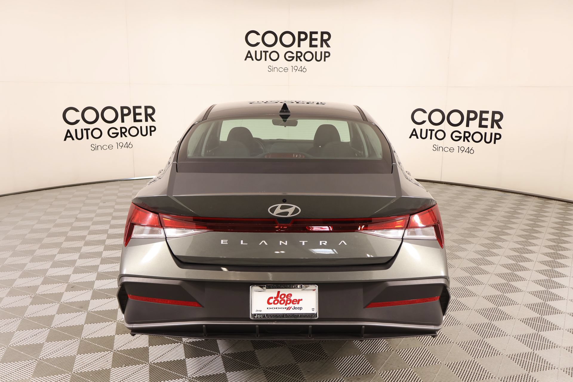 Used 2025 Hyundai Elantra SE FWD image 20