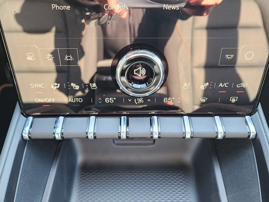 New 2026 GMC Terrain AT4 w/ Convenience Package III image 30