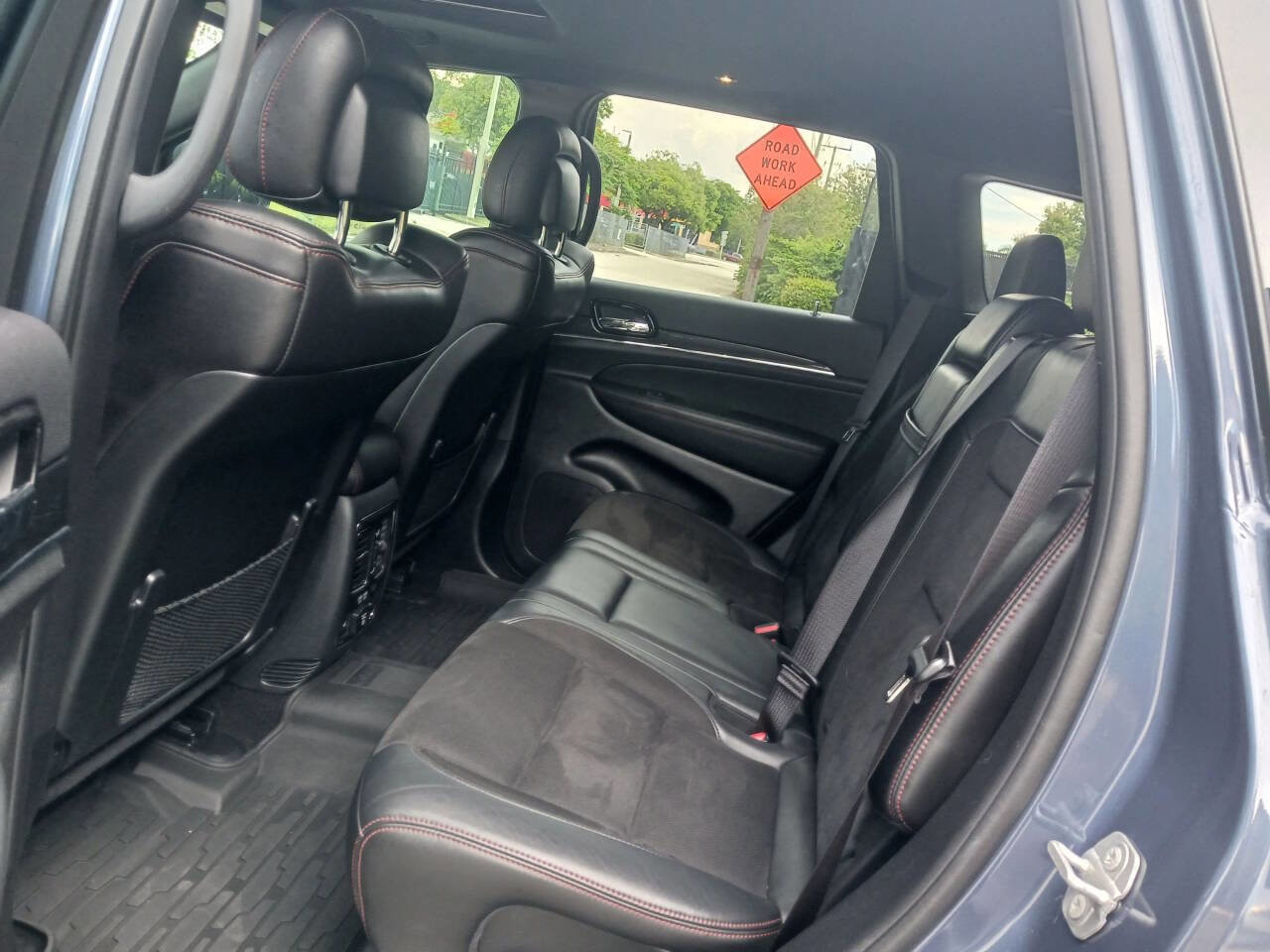 Used 2020 Jeep Grand Cherokee Trailhawk w/ Premium Lighting Group image 28