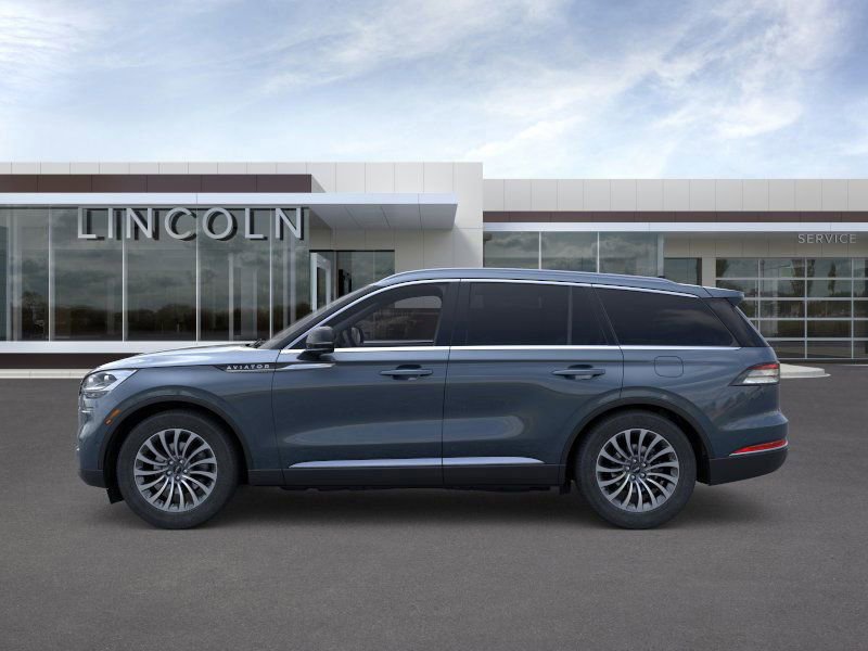 Used 2024 Lincoln Aviator Reserve w/ Equipment Group 201A image 3