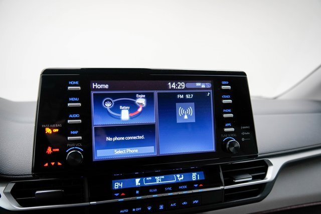 Used 2021 Toyota Sienna LE image 18