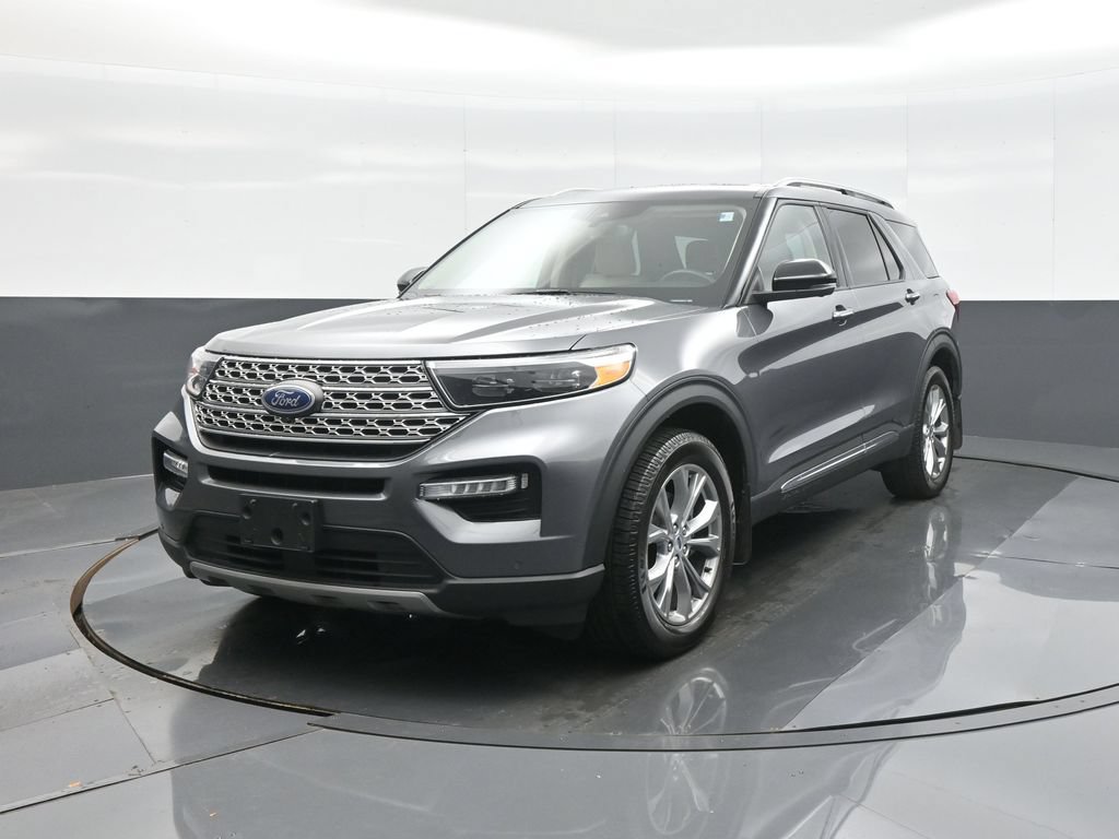 Used 2022 Ford Explorer Limited w/ Equipment Group 301A AWD/4WD image 3