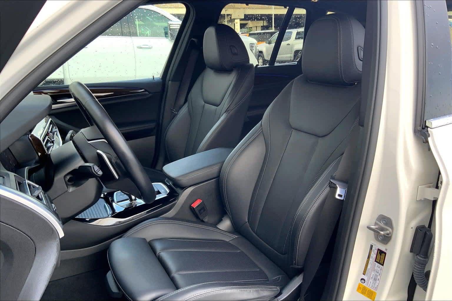 Used 2022 BMW X3 sDrive30i w/ Premium Package RWD image 11