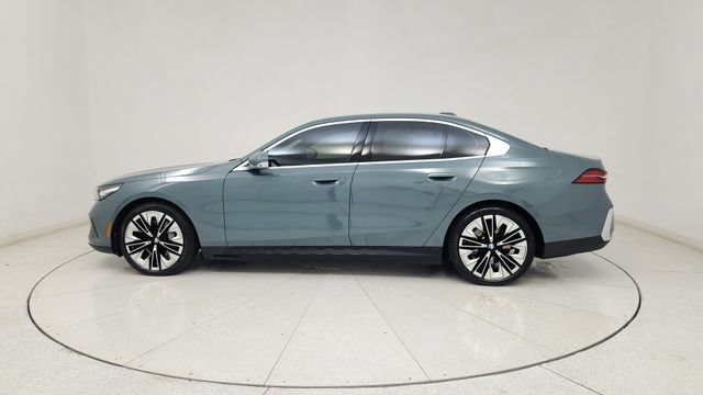 Used 2026 BMW i5 eDrive40 AWD/4WD image 6