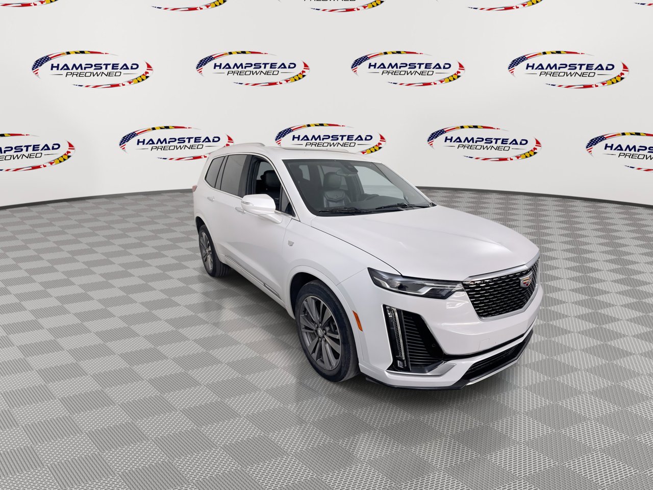Used 2021 Cadillac XT6 Premium Luxury AWD/4WD image 2