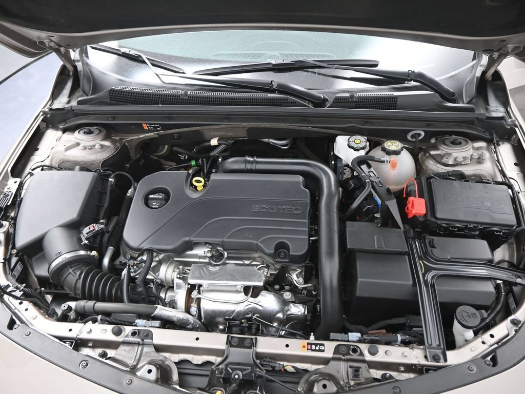 New 2024 Chevrolet Malibu LT FWD image 24