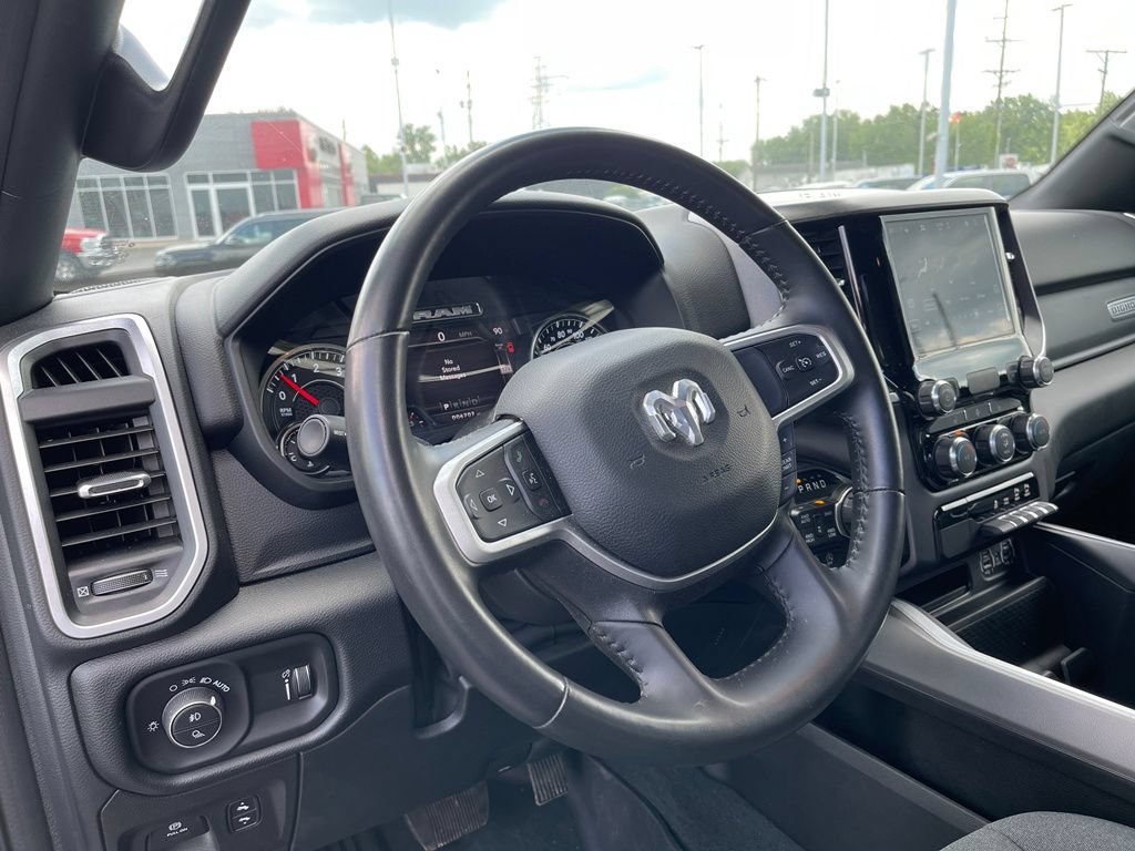 Used 2022 RAM 1500 Big Horn AWD/4WD image 17