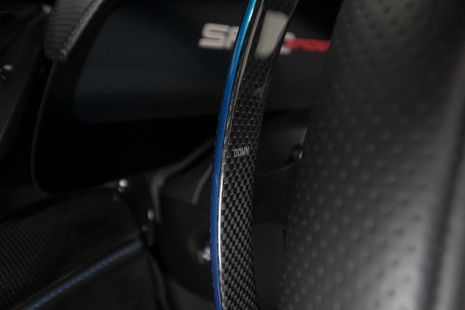 Used 2024 Ferrari SF90 Spider image 38