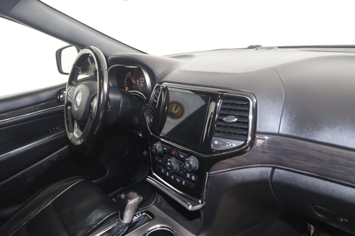 Used 2021 Jeep Grand Cherokee Overland AWD/4WD image 36
