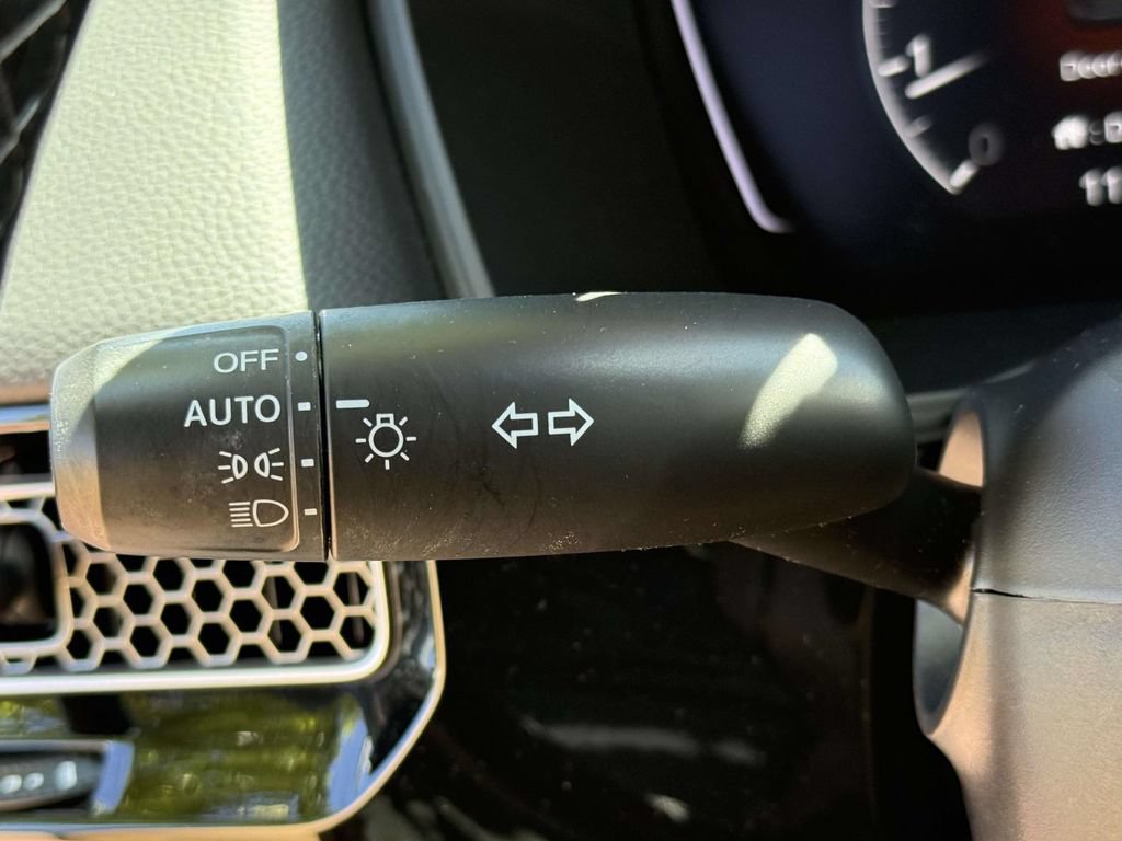 Used 2022 Honda Civic Sport image 25