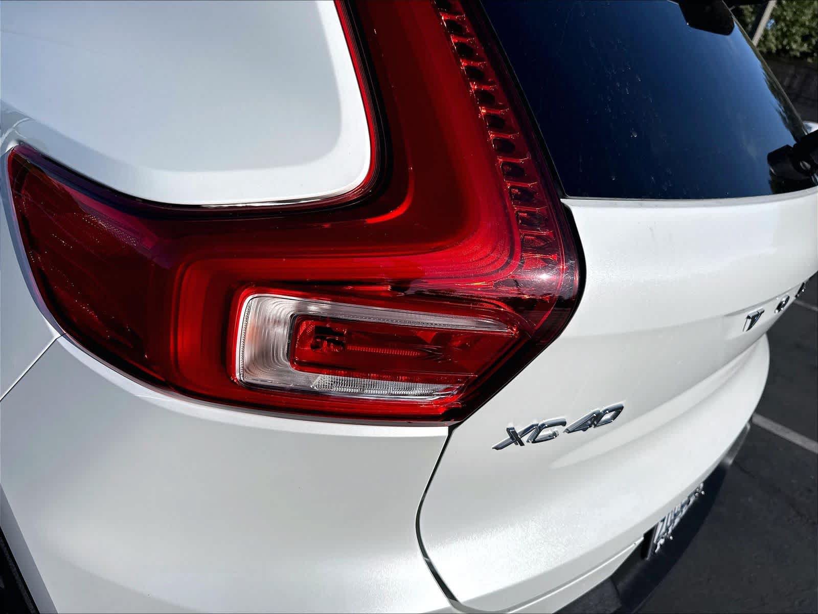 Used 2023 Volvo XC40 B5 Ultimate w/ Protection Package Premier AWD/4WD image 32