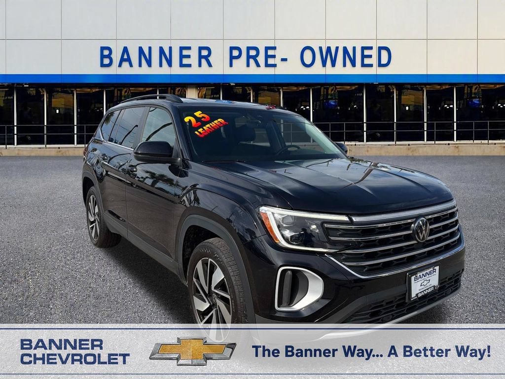 Used 2025 Volkswagen Atlas SE