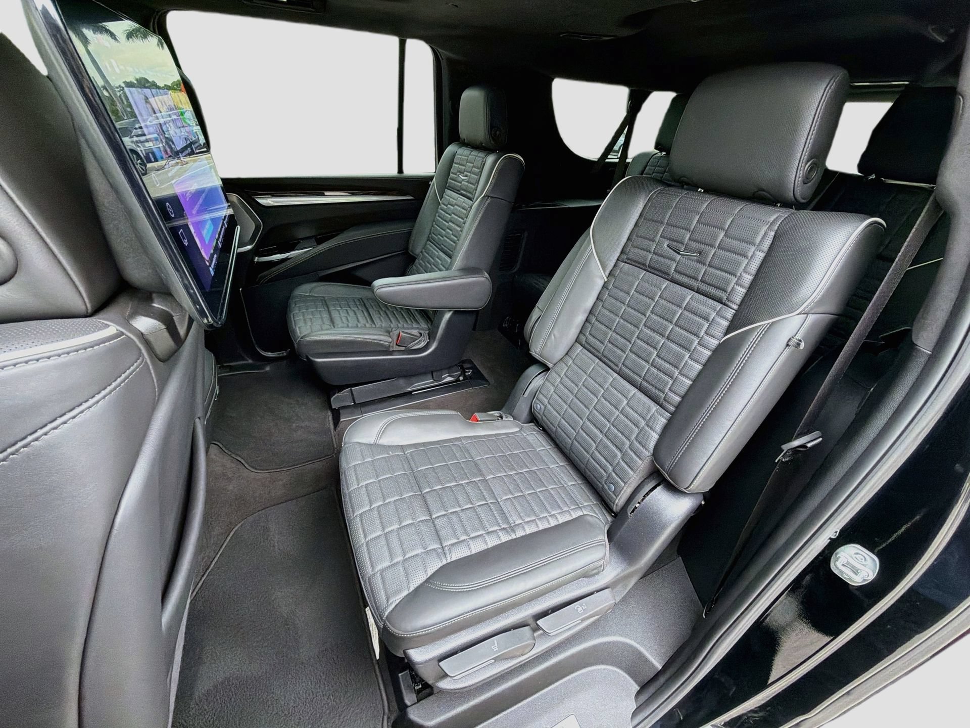 Certified 2025 Cadillac Escalade ESV Sport Platinum AWD/4WD image 25