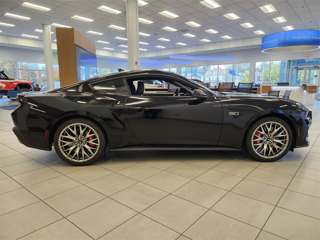 New 2025 Ford Mustang GT Premium image 5
