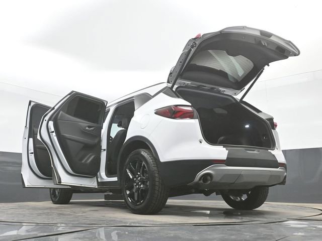 Used 2022 Chevrolet Blazer LT w/ Sound & Technology Package AWD/4WD image 53