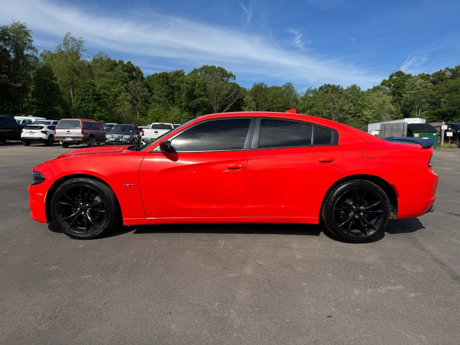 Used 2016 Dodge Charger R/T w/ Blacktop Package RWD image 2
