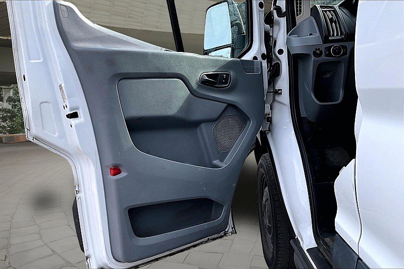 Used 2017 Ford Transit 250 148 Medium Roof image 15