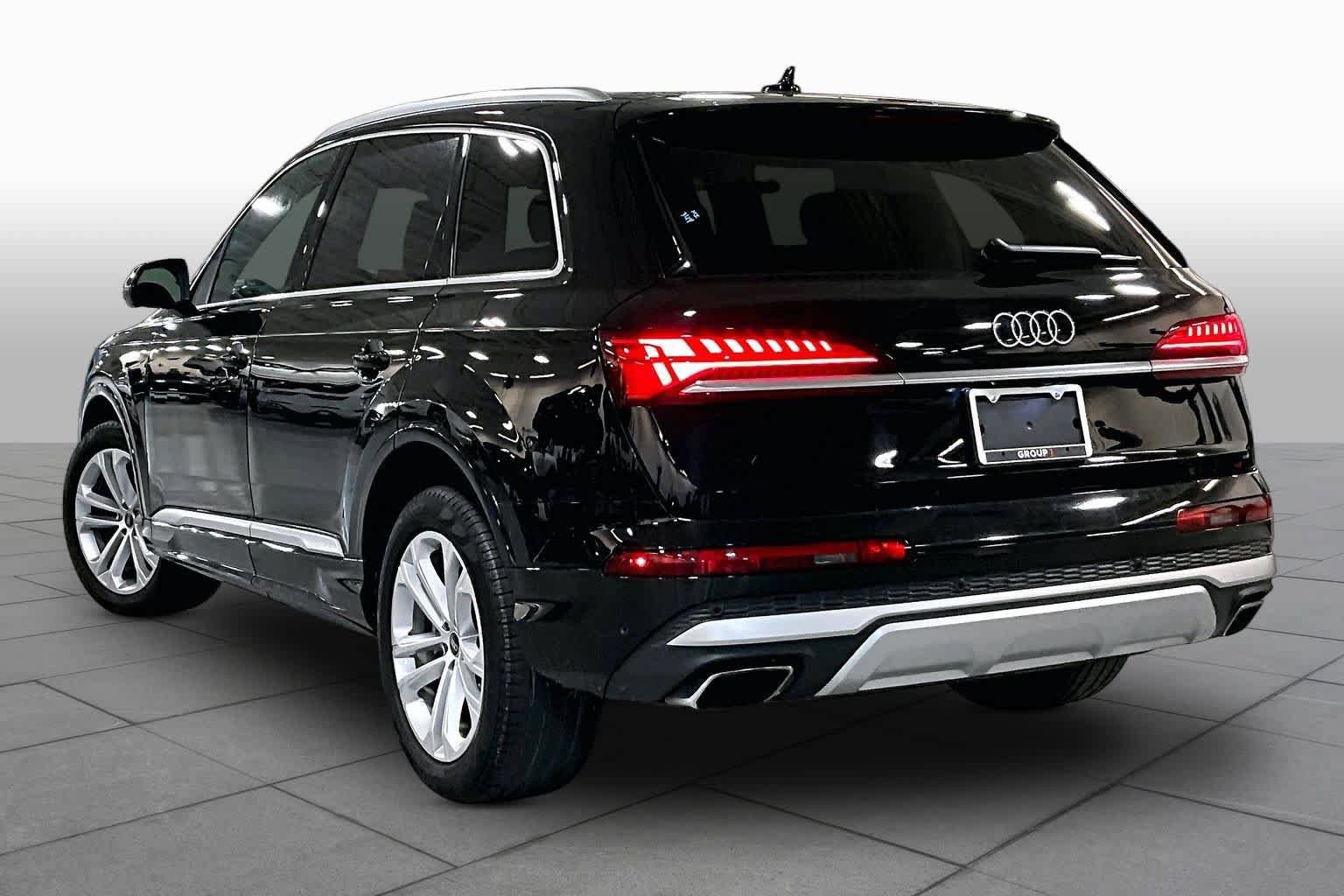 Used 2025 Audi Q7 3.0T Premium Plus AWD/4WD image 11