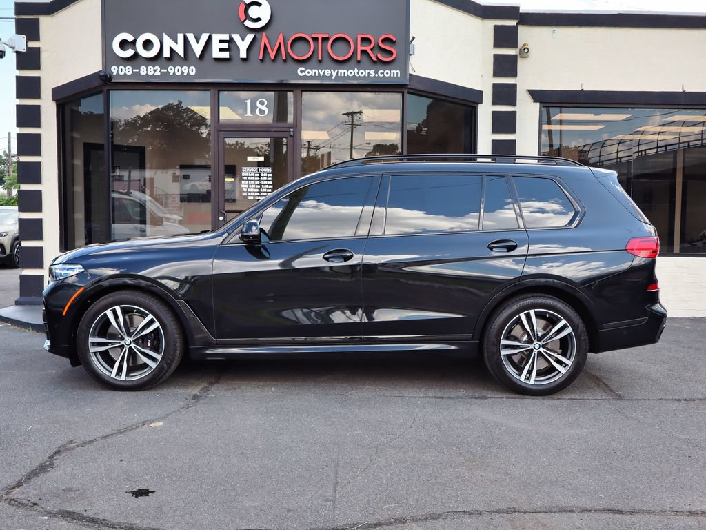 Used 2021 BMW X7 M50i w/ Dynamic Handling Package AWD/4WD image 5