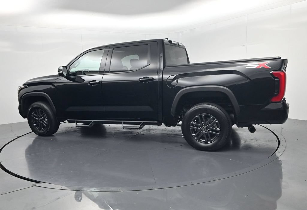 Used 2025 Toyota Tundra SR5 w/ SR5 Convenience Package AWD/4WD image 5