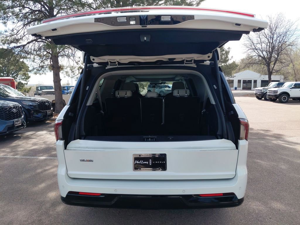 New 2026 Lincoln Navigator L Black Label image 55