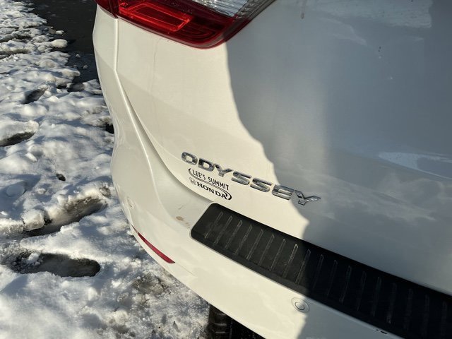 Used 2023 Honda Odyssey Elite image 6