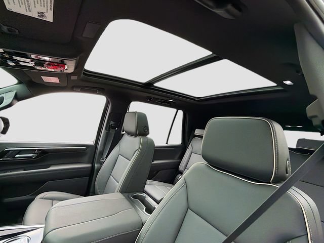 New 2026 Chevrolet Tahoe Premier w/ Sun And Tow Package AWD/4WD image 24