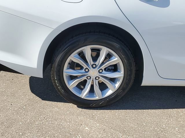 Used 2025 Chevrolet Malibu LT image 5