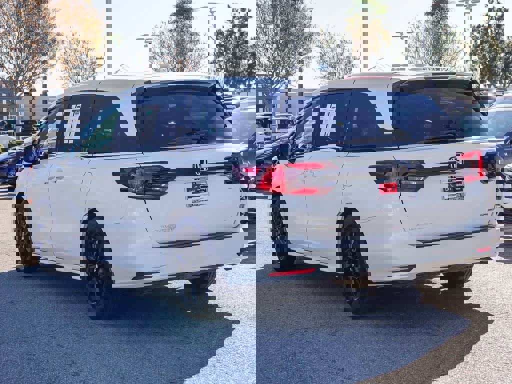 Used 2024 Honda Odyssey Sport image 6