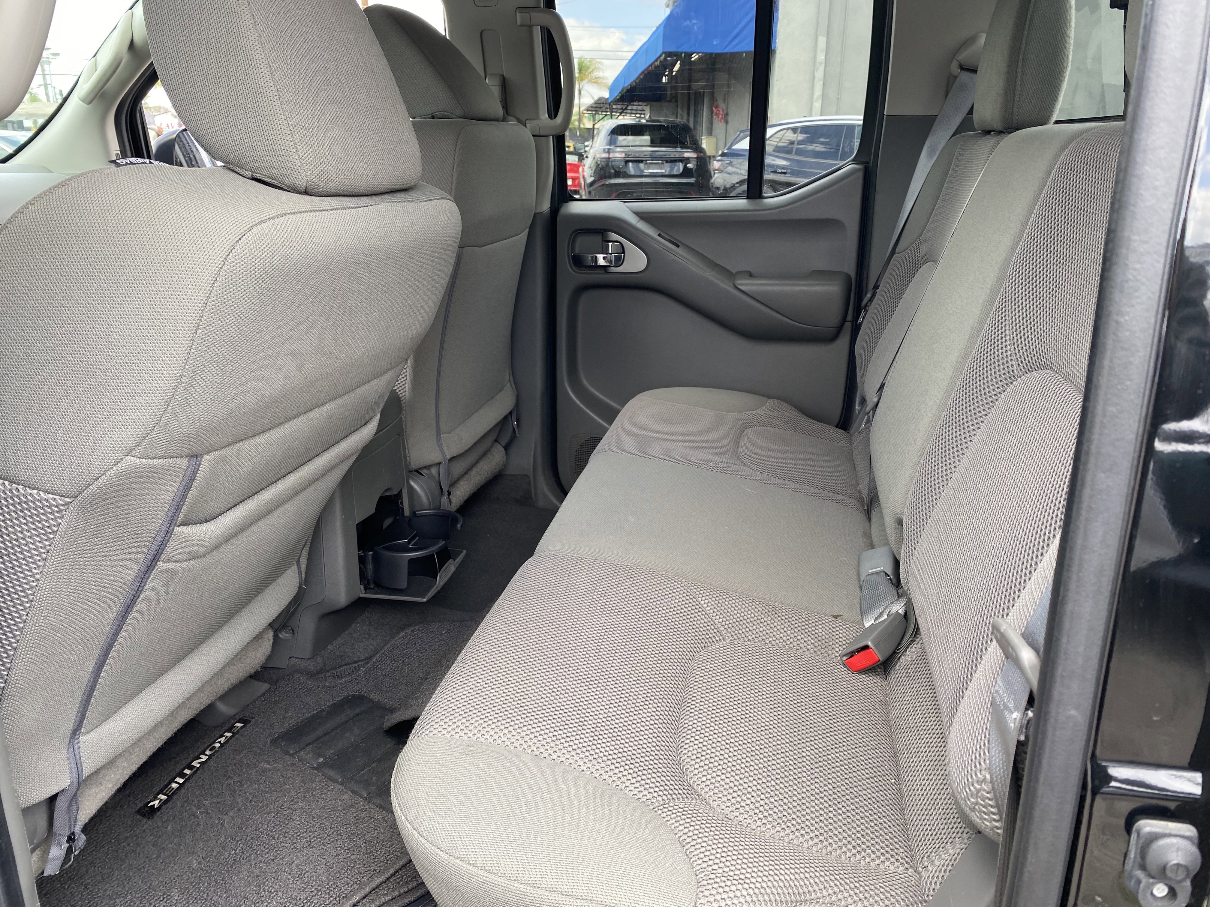 Used 2020 Nissan Frontier SV RWD image 12