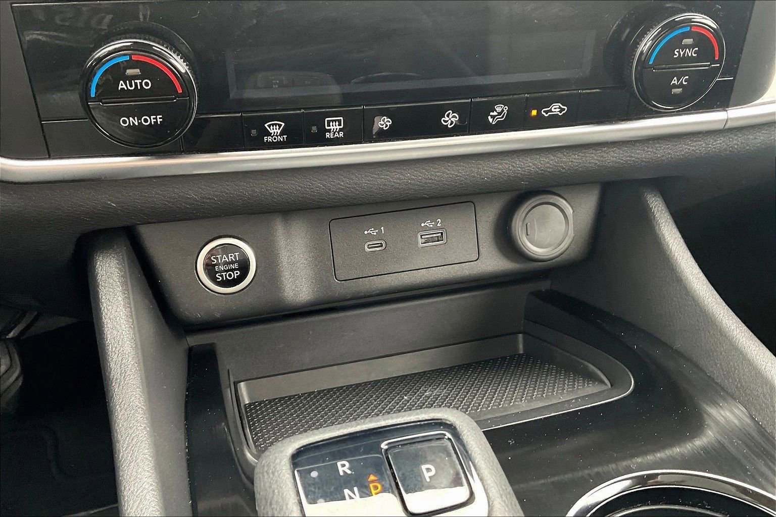 Certified 2023 Nissan Rogue SV image 39