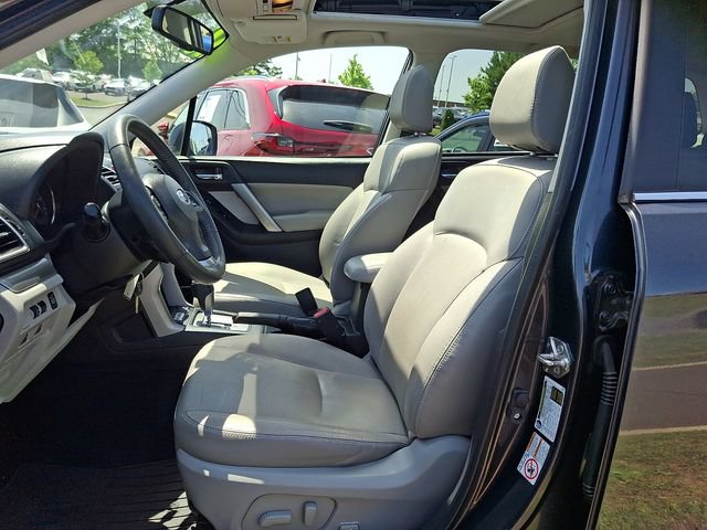 Used 2016 Subaru Forester 2.5i Limited AWD/4WD image 12