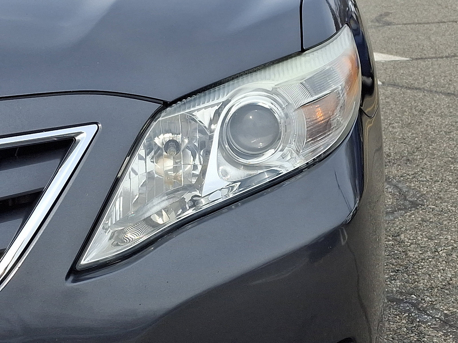 Used 2011 Toyota Camry LE w/ LE Extra-Value Pkg image 9