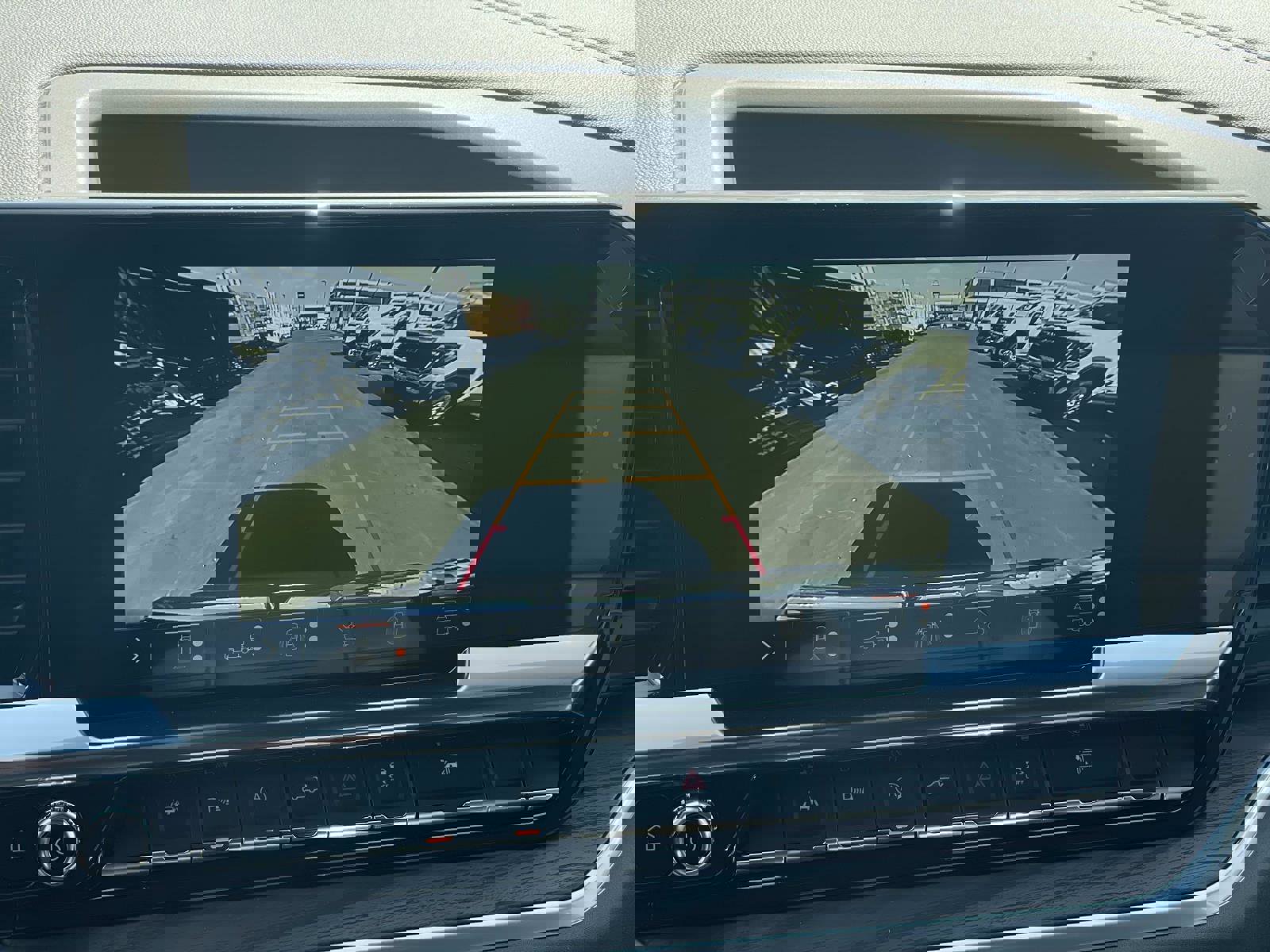 New 2026 GMC Sierra 1500 SLT w/ SLT Premium Plus Package image 15