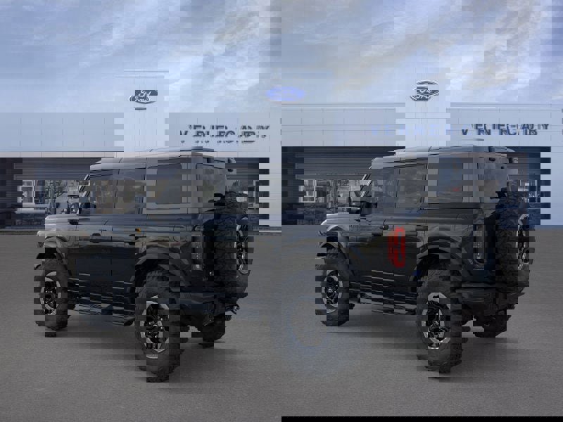 New 2025 Ford Bronco Badlands image 4