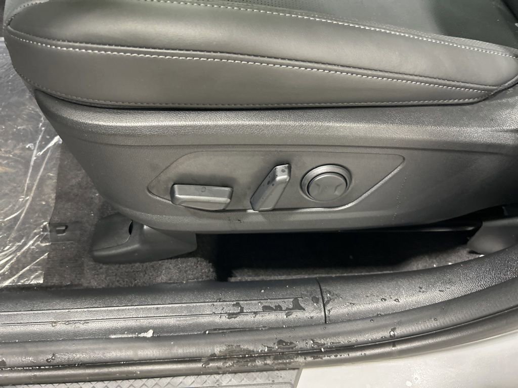 New 2026 Kia Sorento S image 10