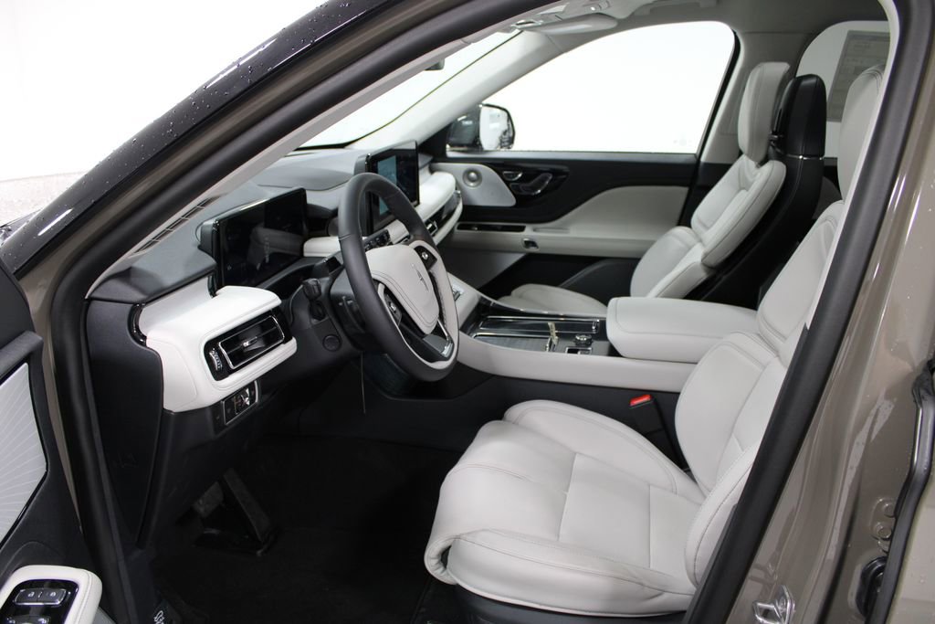 New 2026 Lincoln Aviator Reserve image 22