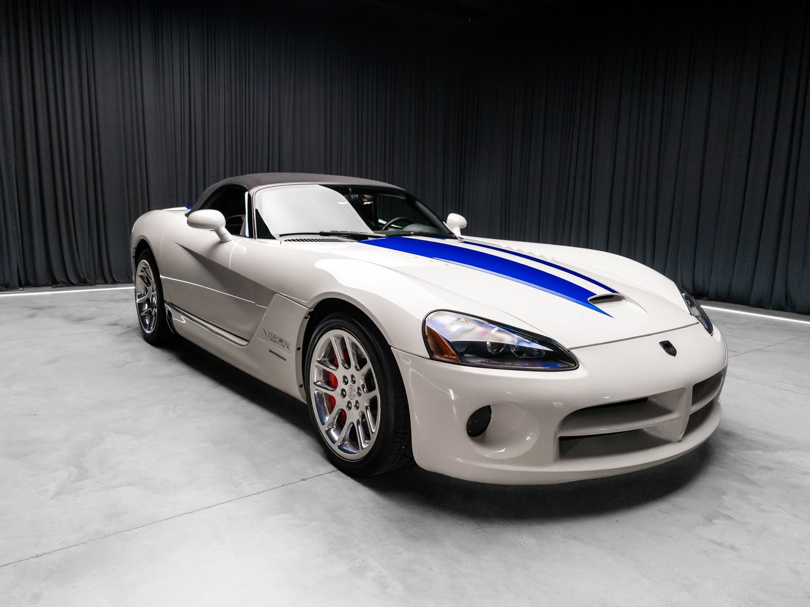 Used 2005 Dodge Viper SRT-10 RWD image 14