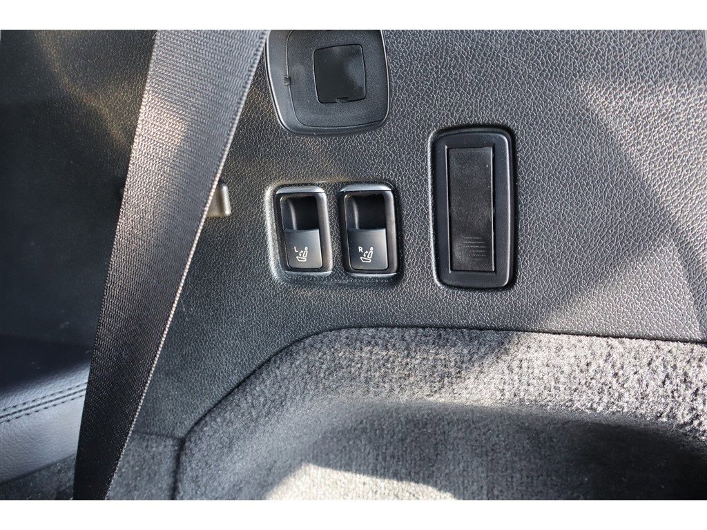 Used 2016 Mercedes-Benz GL 450 4MATIC image 52