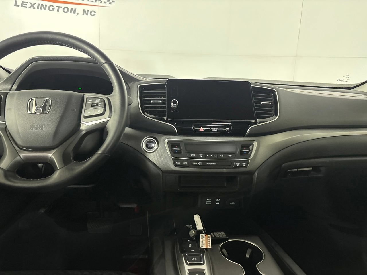 Used 2024 Honda Ridgeline Sport image 23