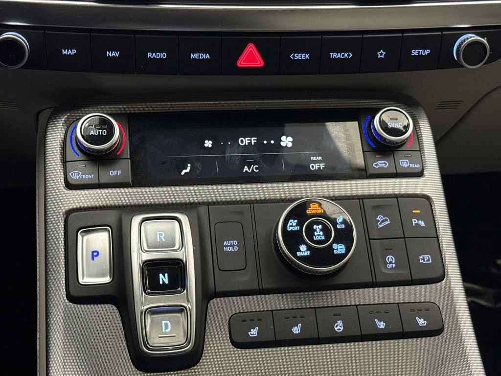 Used 2024 Hyundai Palisade Calligraphy image 17