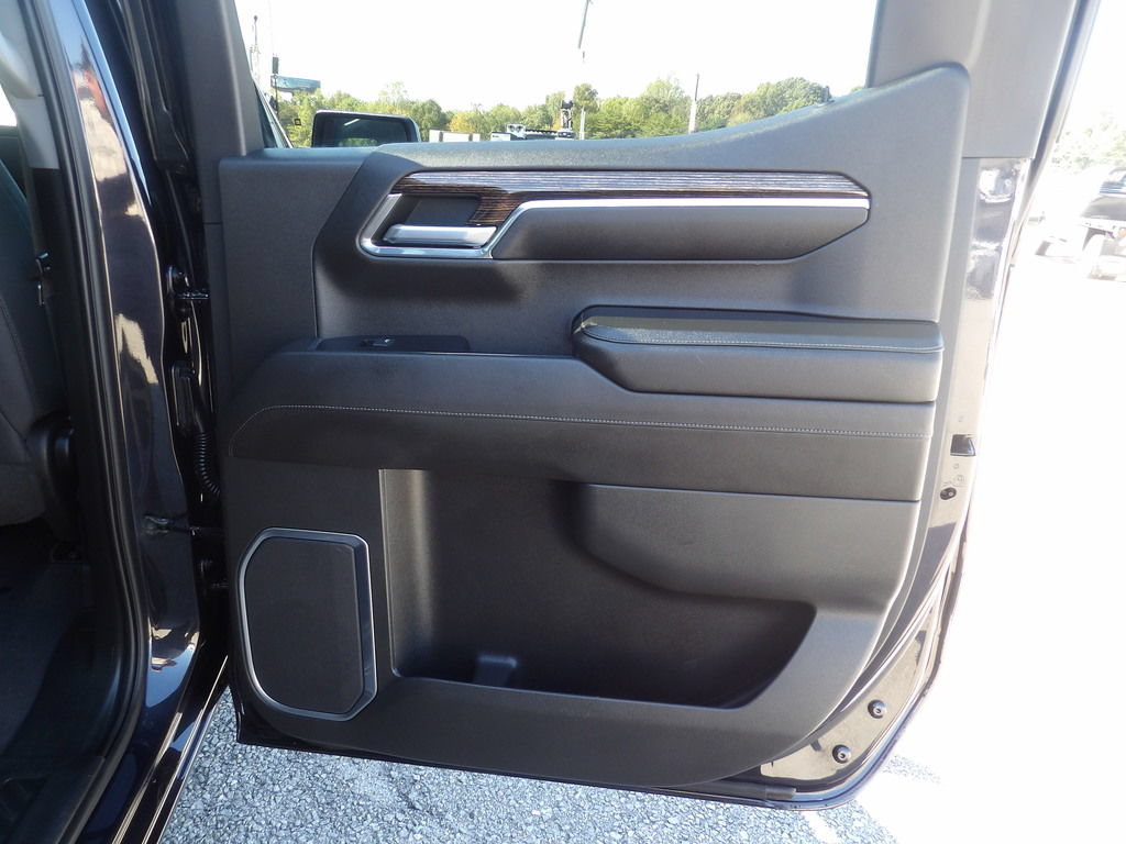 Used 2022 GMC Sierra 1500 Elevation RWD image 33