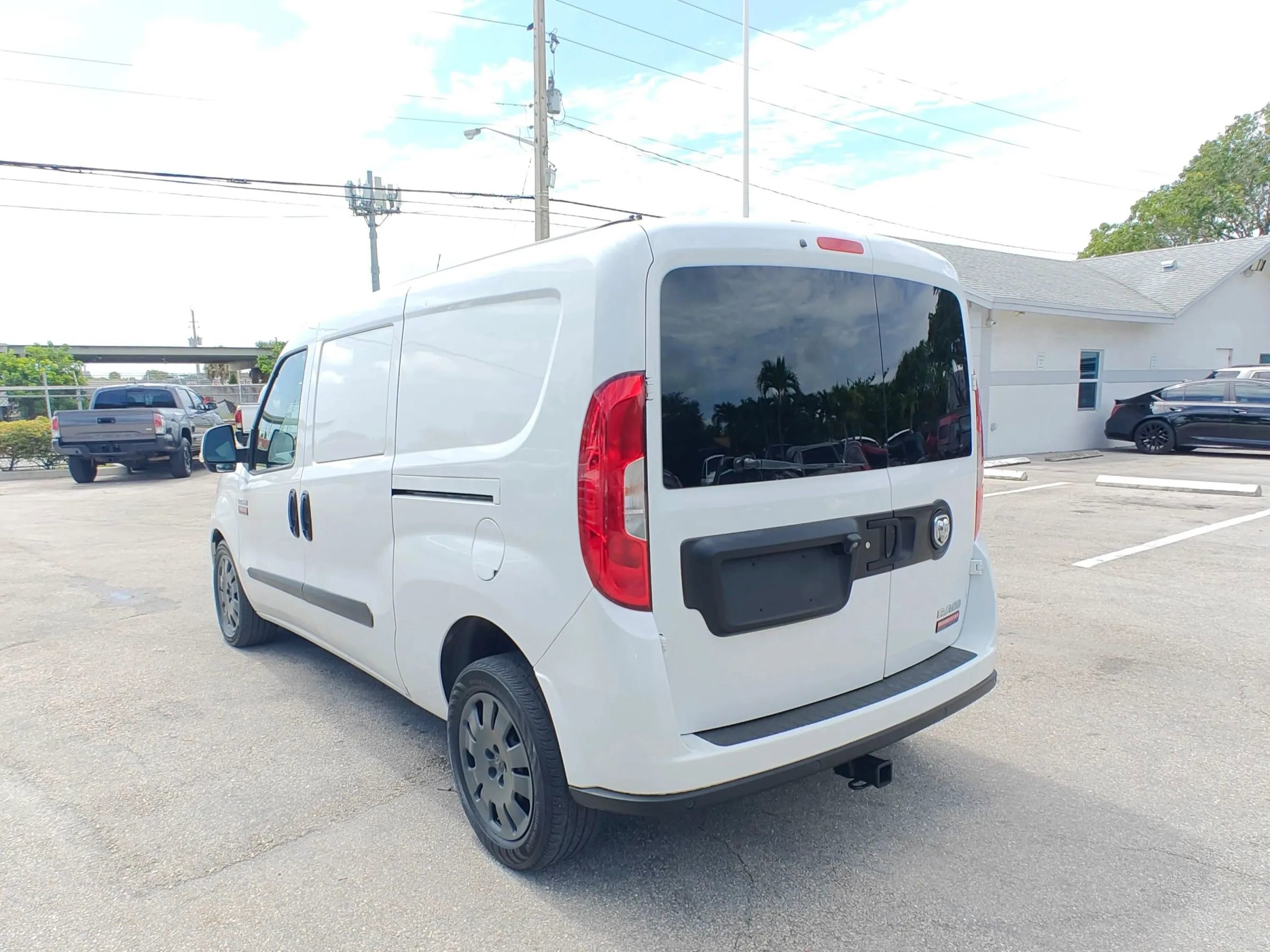Used 2015 RAM ProMaster City Tradesman SLT w/ Rear Back-up Camera Group FWD image 5