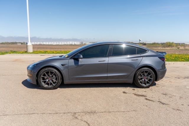 Used 2022 Tesla Model 3 Long Range AWD/4WD image 4