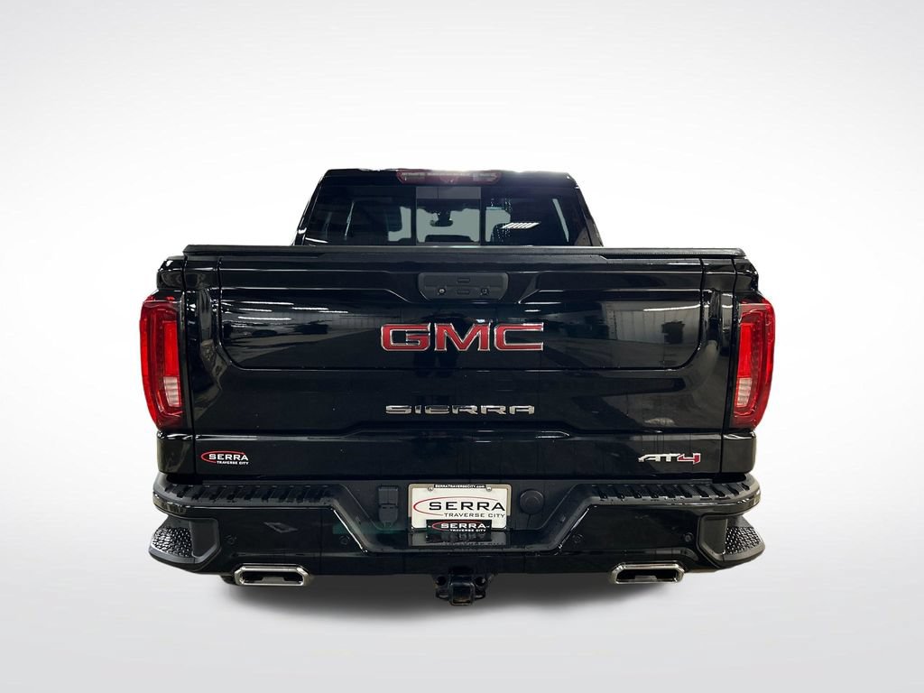 Used 2022 GMC Sierra 1500 AT4 w/ AT4 Premium Package AWD/4WD image 4