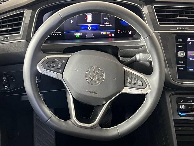 Used 2023 Volkswagen Tiguan SE FWD image 15