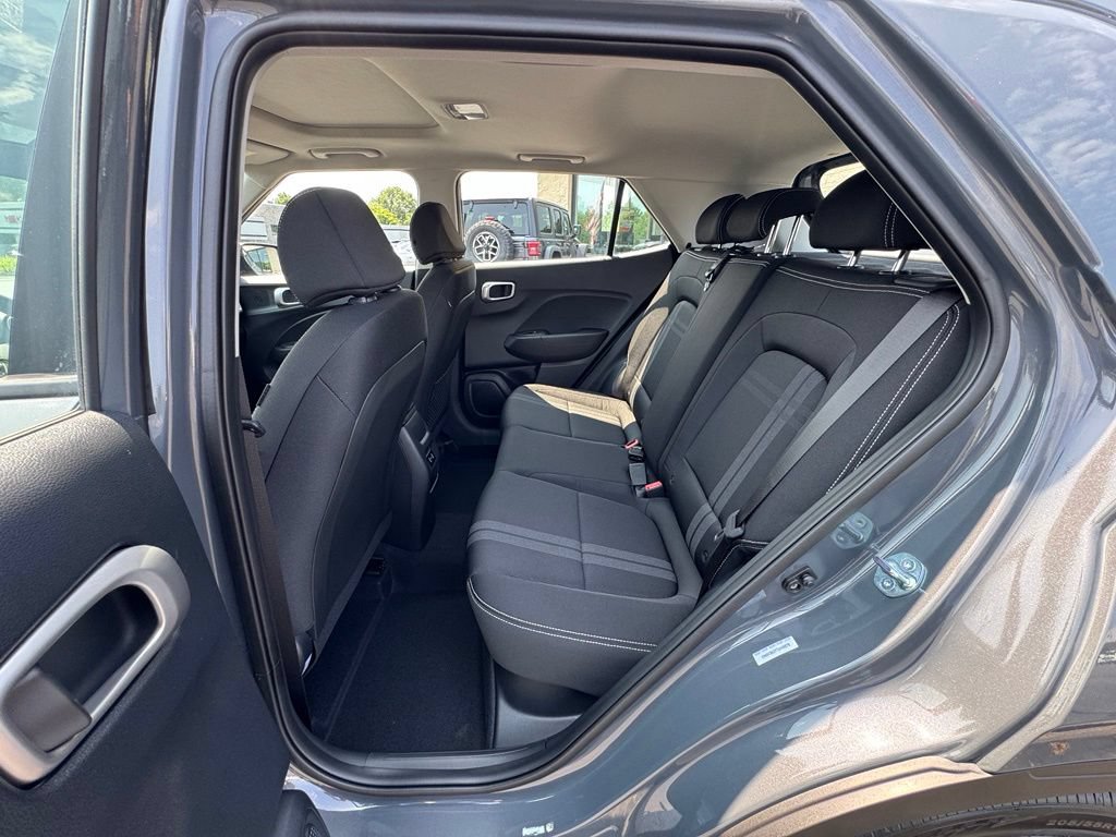 Certified 2026 Hyundai Venue SEL FWD image 9