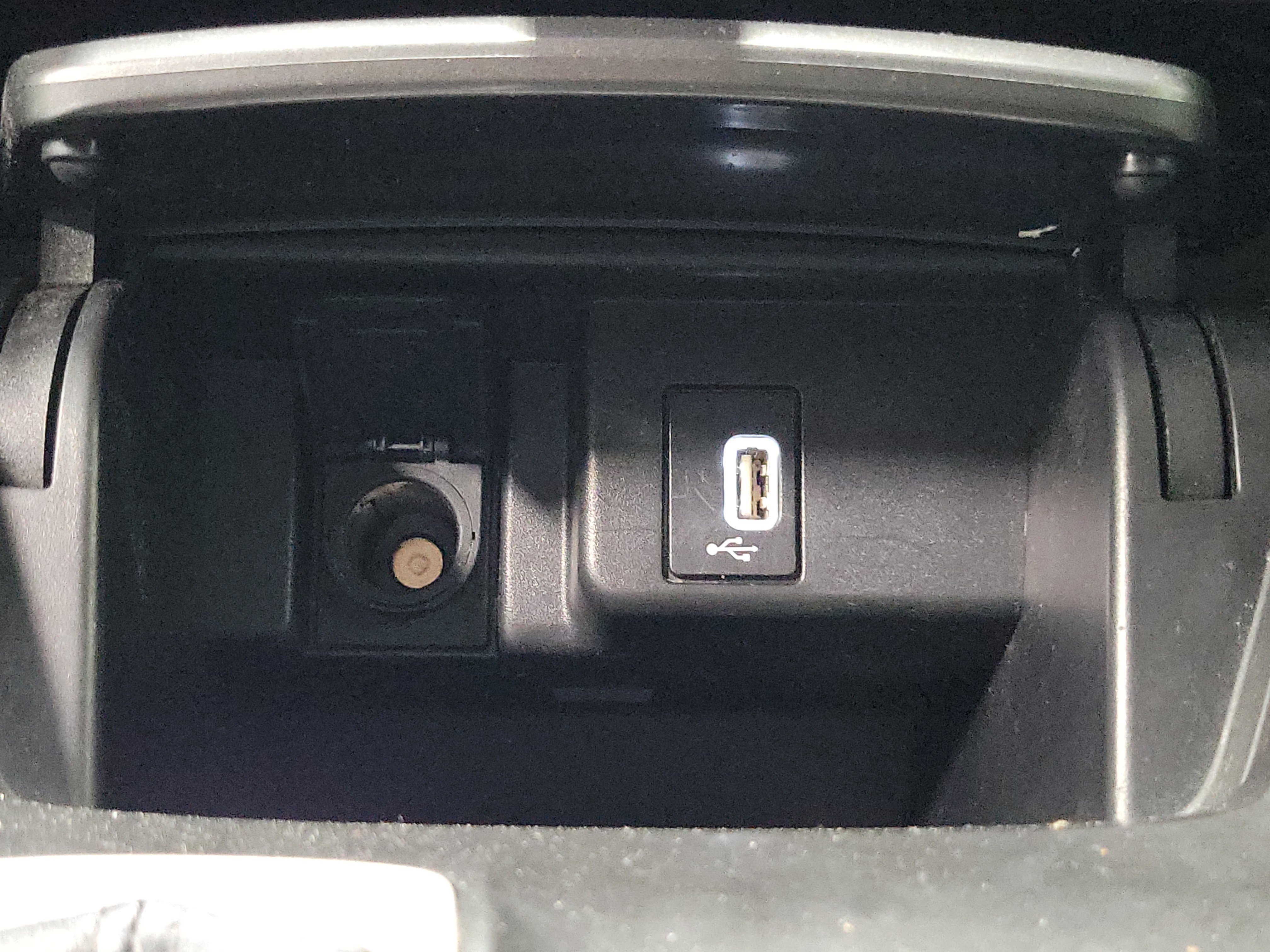 Used 2020 Honda Accord LX image 30