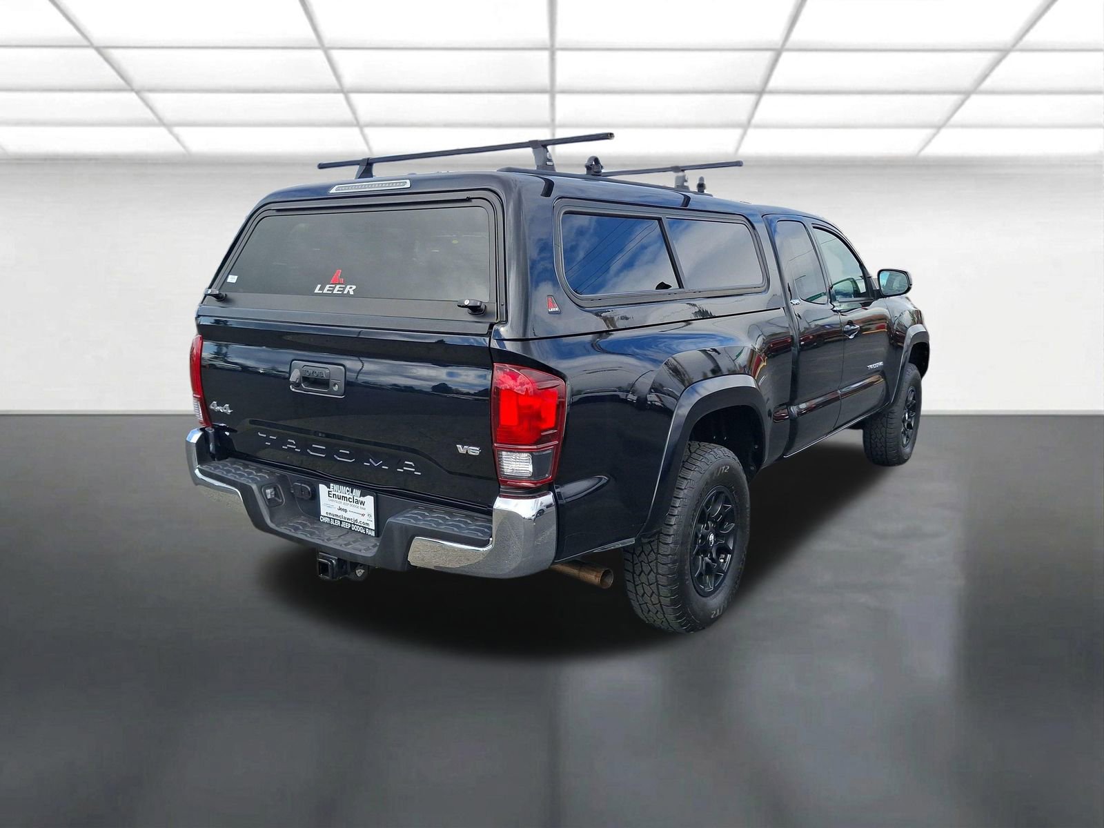 Used 2020 Toyota Tacoma SR5 image 9